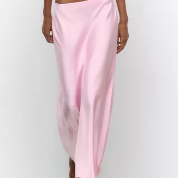 Zara Dresses & Skirts - Zara Light Pink Satin Midi Skirt